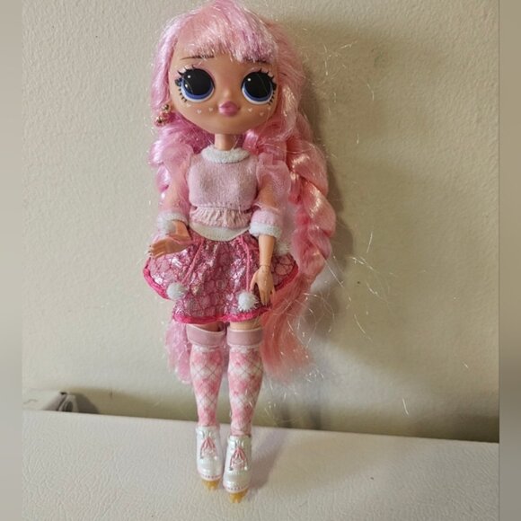 LOL Surprise OMG Fashion Show Style Edition Larose Fashion Doll - Picture 1 of 7